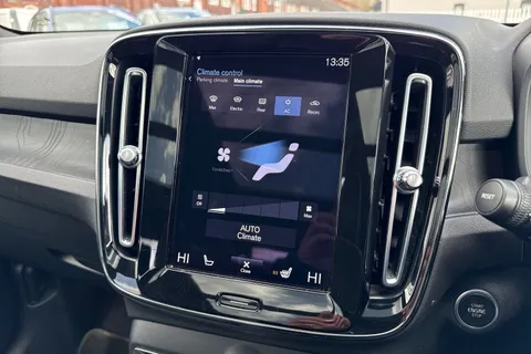 SY72GXT Volvo Xc40 1.5h T5 Recharge 10.7kWh Ultimate Dark Auto Euro 6 (s/s) 5dr Thumbnail #20