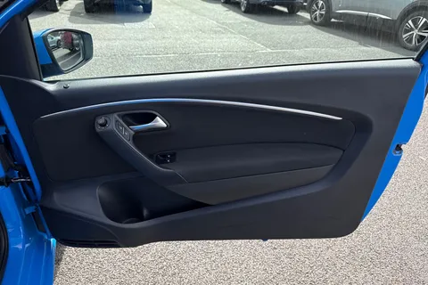 21 of 61 for Volkswagen Polo 1.2 TSI BlueMotion Tech Match Euro 6 (s/s) 3dr