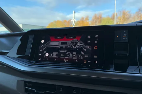 21 of 62 for Volkswagen California Ocean T7 SWB 150PS 2.0 TDi DSG - 19' Alloys / Tow Pack