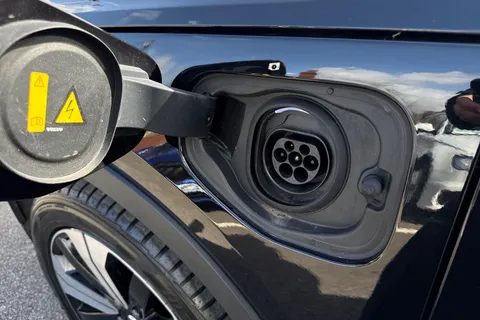SY72GXT Volvo Xc40 1.5h T5 Recharge 10.7kWh Ultimate Dark Auto Euro 6 (s/s) 5dr Thumbnail #34