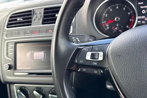 35 of 61 for Volkswagen Polo 1.2 TSI BlueMotion Tech Match Euro 6 (s/s) 3dr