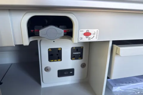 39 of 62 for Volkswagen California Ocean T7 SWB 150PS 2.0 TDi DSG - 19' Alloys/ Del Mileage