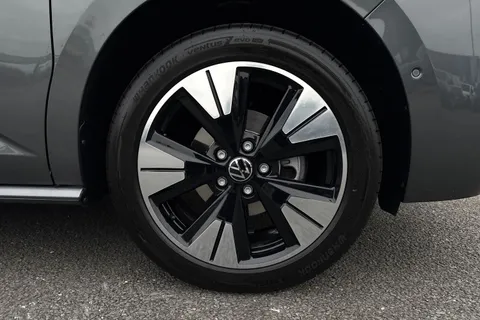 9 of 63 for Volkswagen California Ocean T7 SWB 150PS 2.0 TDi DSG - 19' Alloys/Del Mileage