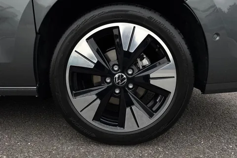 11 of 63 for Volkswagen California Ocean T7 SWB 150PS 2.0 TDi DSG - 19' Alloys/Del Mileage