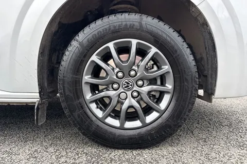 RF25XMS Volkswagen Transporter 2.0 TDI 110 Commerce Plus Van Thumbnail #11