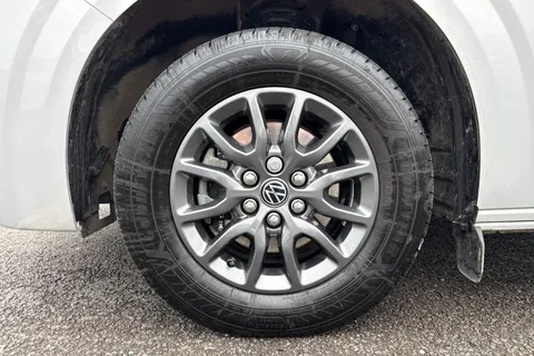 RF25XMS Volkswagen Transporter 2.0 TDI 110 Commerce Plus Van Thumbnail #14