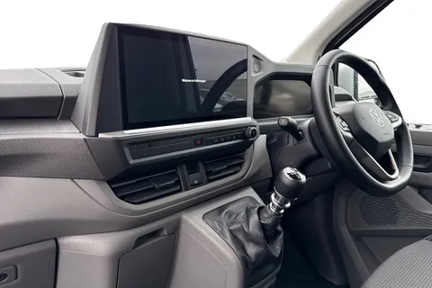 DG75BXE Volkswagen Transporter 2.0 TDI 110 Commerce Pro Van Thumbnail #15