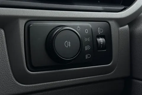 RF25XMS Volkswagen Transporter 2.0 TDI 110 Commerce Plus Van Thumbnail #40