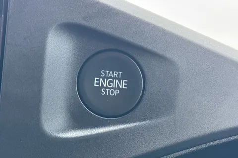 RF25XMS Volkswagen Transporter 2.0 TDI 110 Commerce Plus Van Thumbnail #43