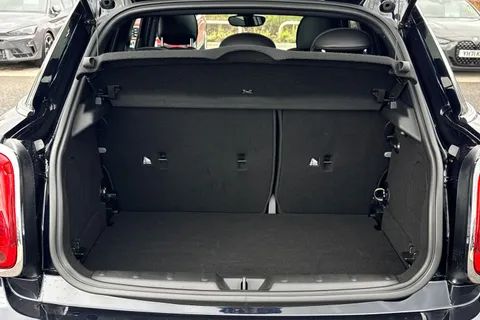 MF72YYD Mini Hatch 1.5 Cooper Exclusive Steptronic Euro 6 (s/s) 5dr Thumbnail #7