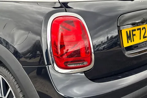 MF72YYD Mini Hatch 1.5 Cooper Exclusive Steptronic Euro 6 (s/s) 5dr Thumbnail #8