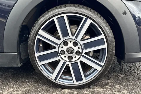 MF72YYD Mini Hatch 1.5 Cooper Exclusive Steptronic Euro 6 (s/s) 5dr Thumbnail #11