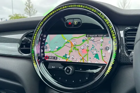 MF72YYD Mini Hatch 1.5 Cooper Exclusive Steptronic Euro 6 (s/s) 5dr Thumbnail #17