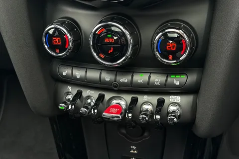MF72YYD Mini Hatch 1.5 Cooper Exclusive Steptronic Euro 6 (s/s) 5dr Thumbnail #22