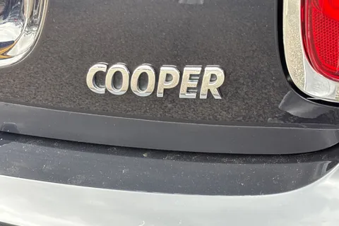 MF72YYD Mini Hatch 1.5 Cooper Exclusive Steptronic Euro 6 (s/s) 5dr Thumbnail #26