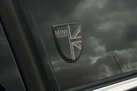 MF72YYD Mini Hatch 1.5 Cooper Exclusive Steptronic Euro 6 (s/s) 5dr Thumbnail #27