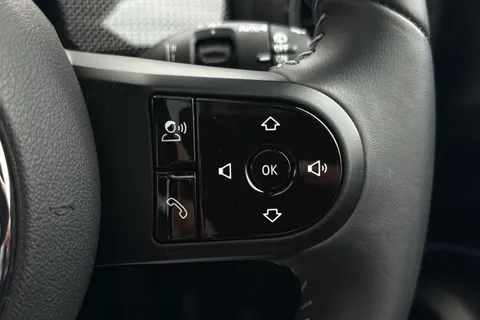 MF72YYD Mini Hatch 1.5 Cooper Exclusive Steptronic Euro 6 (s/s) 5dr Thumbnail #33