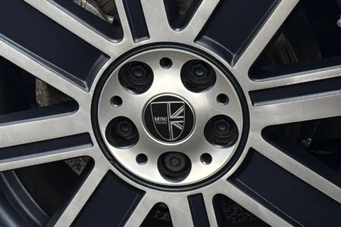 MF72YYD Mini Hatch 1.5 Cooper Exclusive Steptronic Euro 6 (s/s) 5dr Thumbnail #43