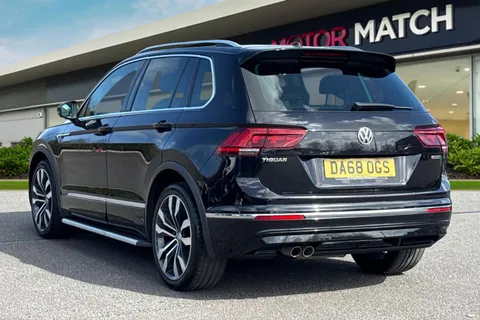 DA68OGS Volkswagen Tiguan 2.0 TDI R-Line DSG 4Motion Euro 6 (s/s) 5dr Thumbnail #3