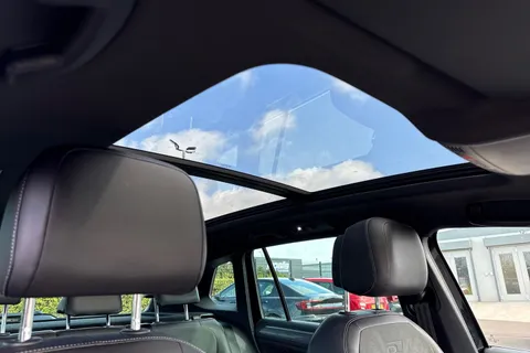 DA68OGS Volkswagen Tiguan 2.0 TDI R-Line DSG 4Motion Euro 6 (s/s) 5dr Thumbnail #39