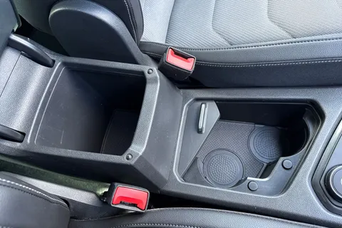 DA68OGS Volkswagen Tiguan 2.0 TDI R-Line DSG 4Motion Euro 6 (s/s) 5dr Thumbnail #62