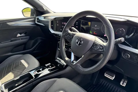 14 of 67 for Vauxhall Mokka Electric 50kWh Ultimate Auto 5dr