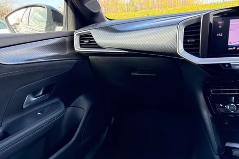 20 of 67 for Vauxhall Mokka Electric 50kWh Ultimate Auto 5dr