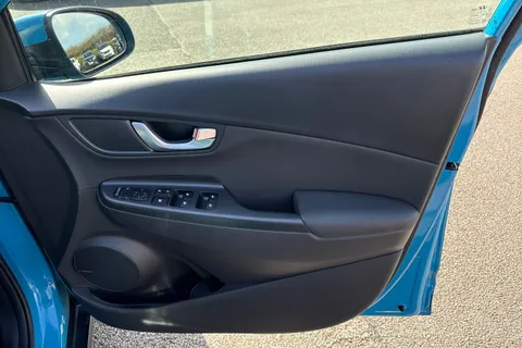 NU23OGK Hyundai Kona 64kWh Ultimate Auto 5dr (10.5kW Charger) Thumbnail #22