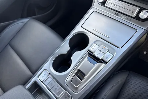 NU23OGK Hyundai Kona 64kWh Ultimate Auto 5dr (10.5kW Charger) Thumbnail #24