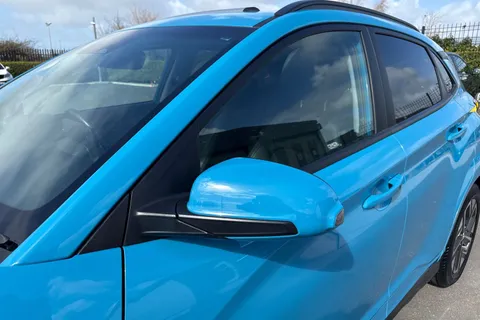 NU23OGK Hyundai Kona 64kWh Ultimate Auto 5dr (10.5kW Charger) Thumbnail #32