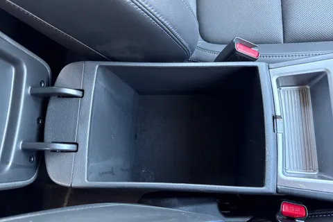 NU23OGK Hyundai Kona 64kWh Ultimate Auto 5dr (10.5kW Charger) Thumbnail #62