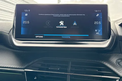 17 of 57 for PEUGEOT 2008 1.2 PureTech GT EAT Euro 6 (s/s) 5dr