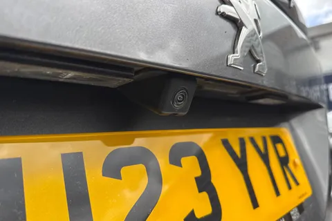 31 of 57 for PEUGEOT 2008 1.2 PureTech GT EAT Euro 6 (s/s) 5dr