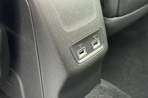 34 of 57 for PEUGEOT 2008 1.2 PureTech GT EAT Euro 6 (s/s) 5dr