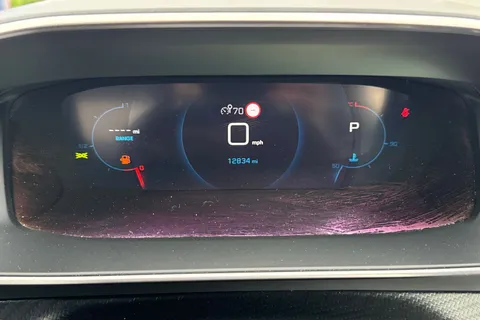 42 of 57 for PEUGEOT 2008 1.2 PureTech GT EAT Euro 6 (s/s) 5dr