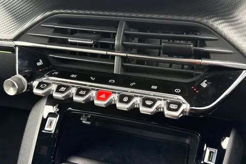 45 of 57 for PEUGEOT 2008 1.2 PureTech GT EAT Euro 6 (s/s) 5dr