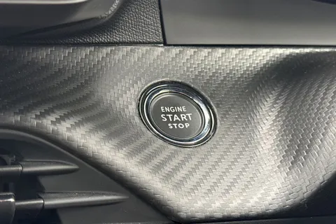 47 of 57 for PEUGEOT 2008 1.2 PureTech GT EAT Euro 6 (s/s) 5dr