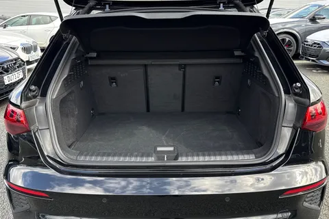 DX24XEB Audi A3 Sportback Black Edition 35 TFSI  150 PS S tronic Thumbnail #8
