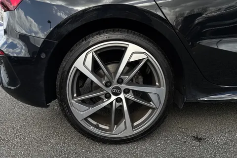 DX24XEB Audi A3 Sportback Black Edition 35 TFSI  150 PS S tronic Thumbnail #12