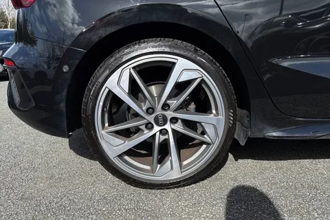 DX24XEB Audi A3 Sportback Black Edition 35 TFSI  150 PS S tronic Thumbnail #13