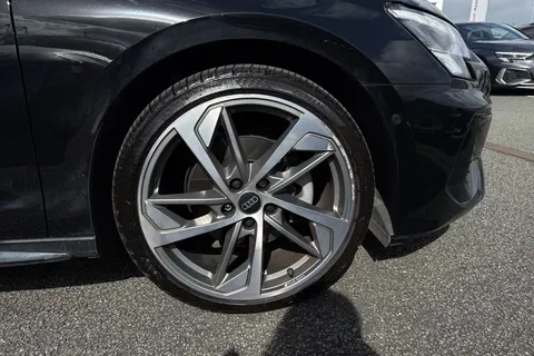 DX24XEB Audi A3 Sportback Black Edition 35 TFSI  150 PS S tronic Thumbnail #14