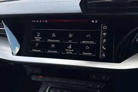 DX24XEB Audi A3 Sportback Black Edition 35 TFSI  150 PS S tronic Thumbnail #28