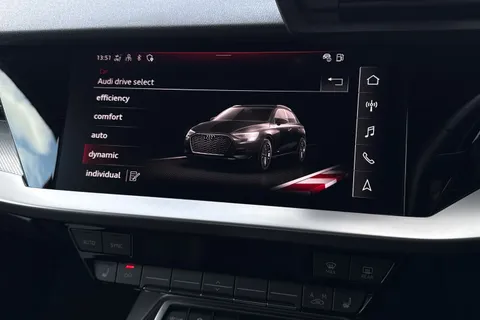 DX24XEB Audi A3 Sportback Black Edition 35 TFSI  150 PS S tronic Thumbnail #31