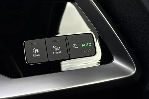 DX24XEB Audi A3 Sportback Black Edition 35 TFSI  150 PS S tronic Thumbnail #45