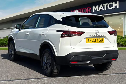 AF23TGU Nissan Qashqai 1.3 DIG-T MHEV Acenta Premium Euro 6 (s/s) 5dr Thumbnail #3