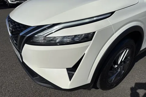 AF23TGU Nissan Qashqai 1.3 DIG-T MHEV Acenta Premium Euro 6 (s/s) 5dr Thumbnail #27