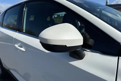 AF23TGU Nissan Qashqai 1.3 DIG-T MHEV Acenta Premium Euro 6 (s/s) 5dr Thumbnail #36