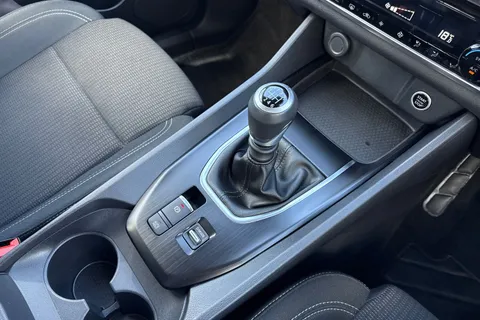 AF23TGU Nissan Qashqai 1.3 DIG-T MHEV Acenta Premium Euro 6 (s/s) 5dr Thumbnail #56