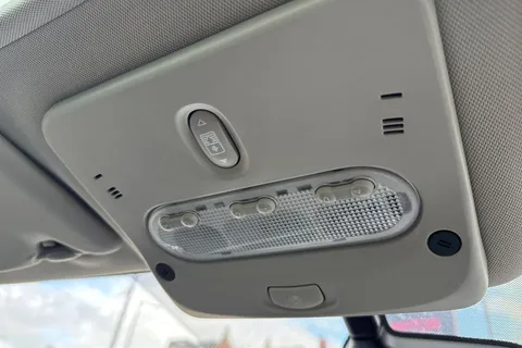 46 of 57 for Nissan Qashqai 1.2 DIG-T N-Connecta XTRON 2WD Euro 6 (s/s) 5dr