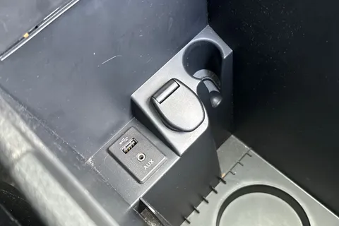 50 of 57 for Nissan Qashqai 1.2 DIG-T N-Connecta XTRON 2WD Euro 6 (s/s) 5dr